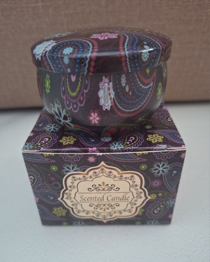 Scented candle