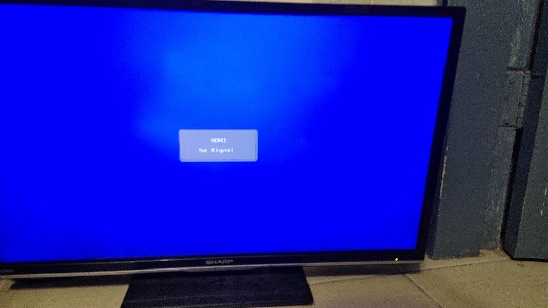 Sharp Aquos LED TV (Category: TV) located in Quezon City. Submitted by chph2nd (Listing ID 1366128311, Image 3). Description: Sharp LC-24LE440M WXGA (1280 x 800) Resolution Edge LED Backlight Technology Narrow Bezel Design USB Playback for Music & Photo Sleep Timer HDMI x 1 / USB x 1 Wide Viewing Angle Features The Sharp LC-24LE440M 24" WXGA AQUOS Multisystem LED TV is a reliable multisystem LED TV. It supports 720p resolution and a wide viewing 