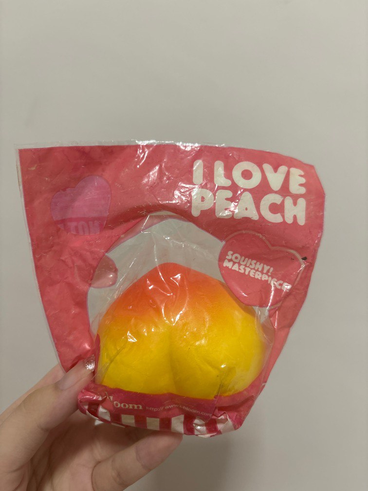 Slow rising I bloom peach squishy, Hobbies & Toys, Toys & Games on ...