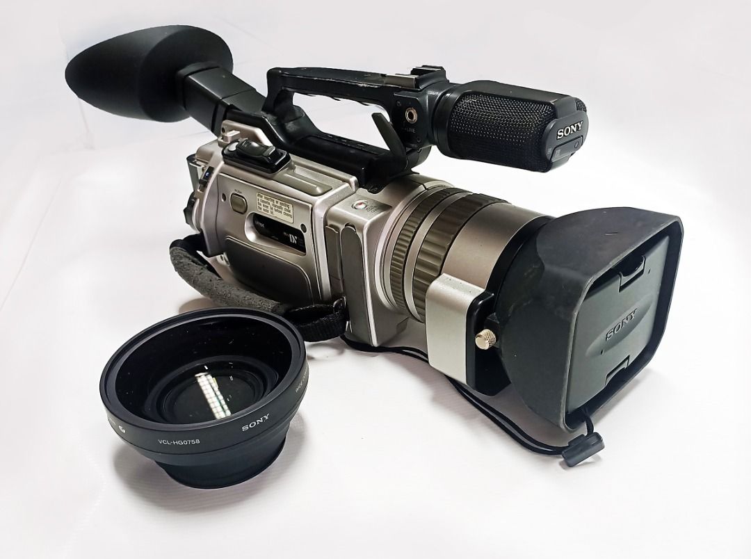 SONY Digital Handycam DCR-VX2000 NTSC (Category: Video Cameras) located in Pasig City. Submitted by prosmmad (Listing ID 1366104003, Image 1). Description: SONY Digital Handycam DCR-VX2000 NTSC With EXTRA SONY Wide Conversion Lens XO7 In good condition Asking Price: P 35,000.00.