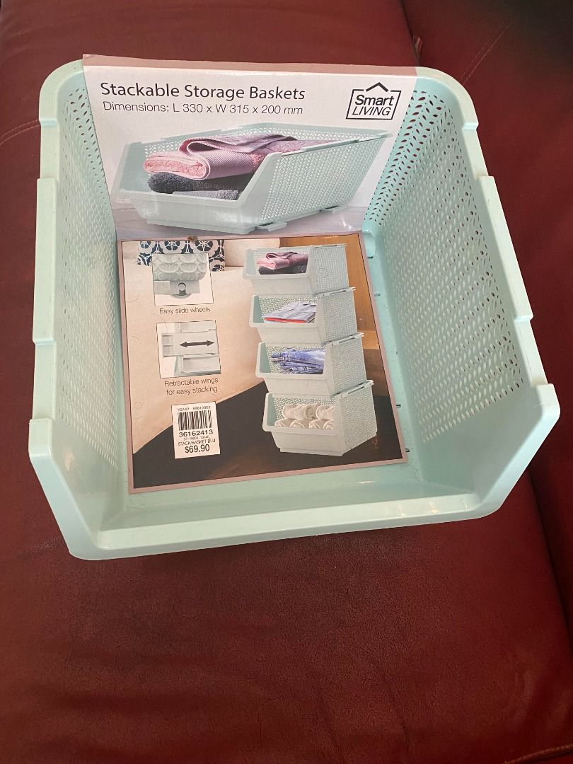 Stackable Storage Baskets (Category: Storage Boxes & Baskets) located in Singapore. Submitted by elizbethyee (Listing ID 1366158610, Image 1). Description: .