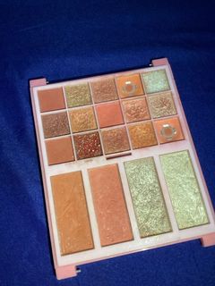 (Kategori: ) berada di . Dikirim oleh preloved.minee (ID iklan 1366137592, Gambar 1). Deskripsi: .