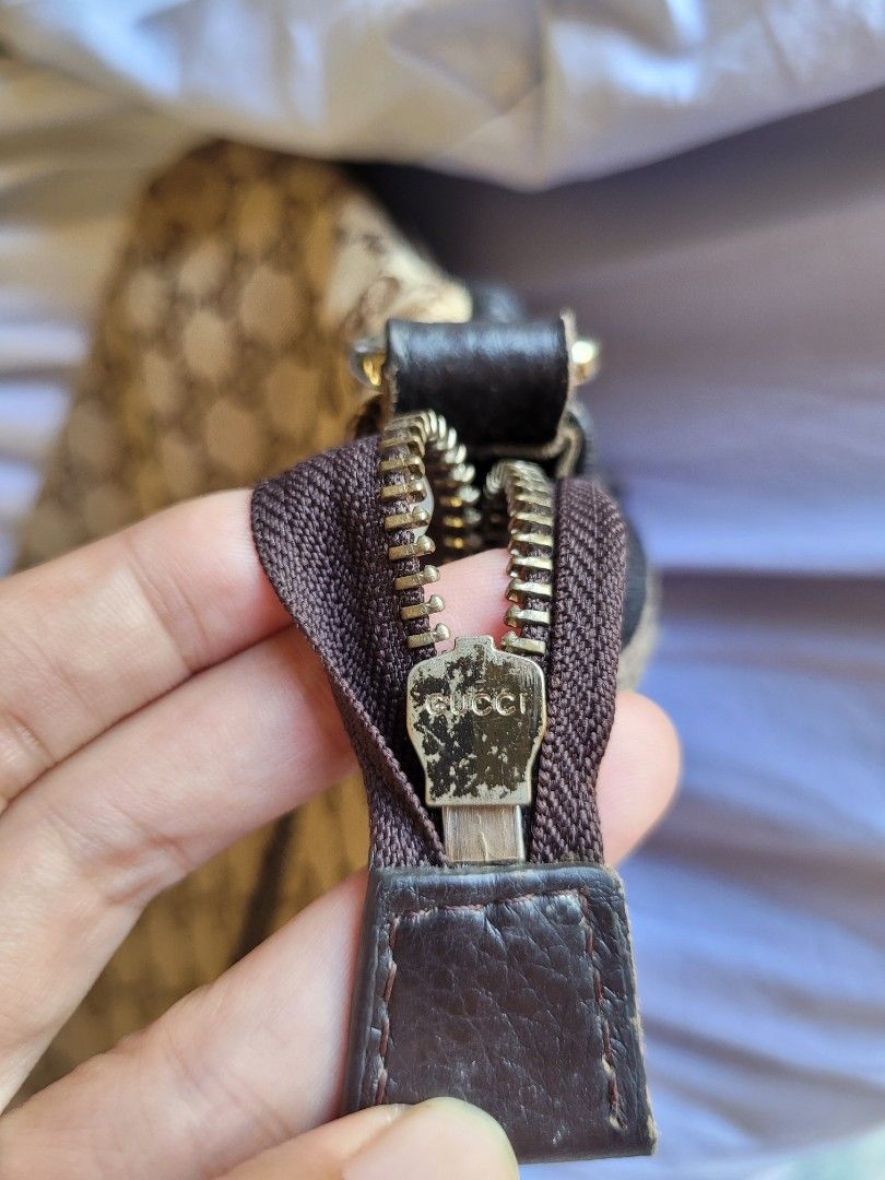 Vintage Gucci Wristlet (Category: Luxury Bags & Wallets) located in Dumaguete. Submitted by GreatFindsForLess_by_Krissy (Listing ID 1366043846, Image 3). Description: Vintage Gucci Wristlet Preloved Well loved.