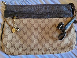 (Category: ) located in . Submitted by GreatFindsForLess_by_Krissy (Listing ID 1366043846, Image 1). Description: .