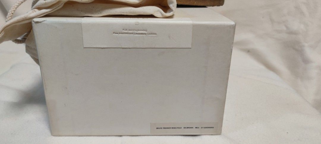 Visvim （分類：便服鞋）位於 Hong Kong。 由 chivai 提交（商品編號 1366313180，圖片 7）。簡介： visvim trekker reno-folk w/box。