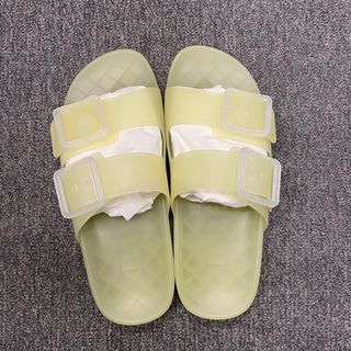 （分類：）位於 。 由 shopaholic628 提交（商品編號 1366303019，圖片 1）。簡介： 。