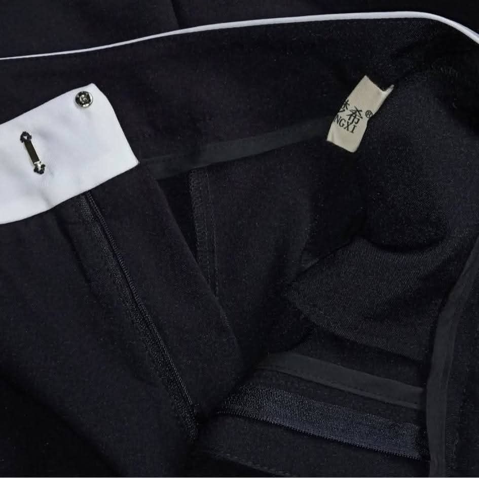 Black Pleated Wideleg Trouser 26 (Category: Other Bottoms) located in Kapatagan. Submitted by pickonline.ph (Listing ID 1366211075, Image 2). Description: Black Pleated Wideleg Trouser Size 26 -HW- Not Stretch (Hips:40 / L:40) Last Price 380 🪷.