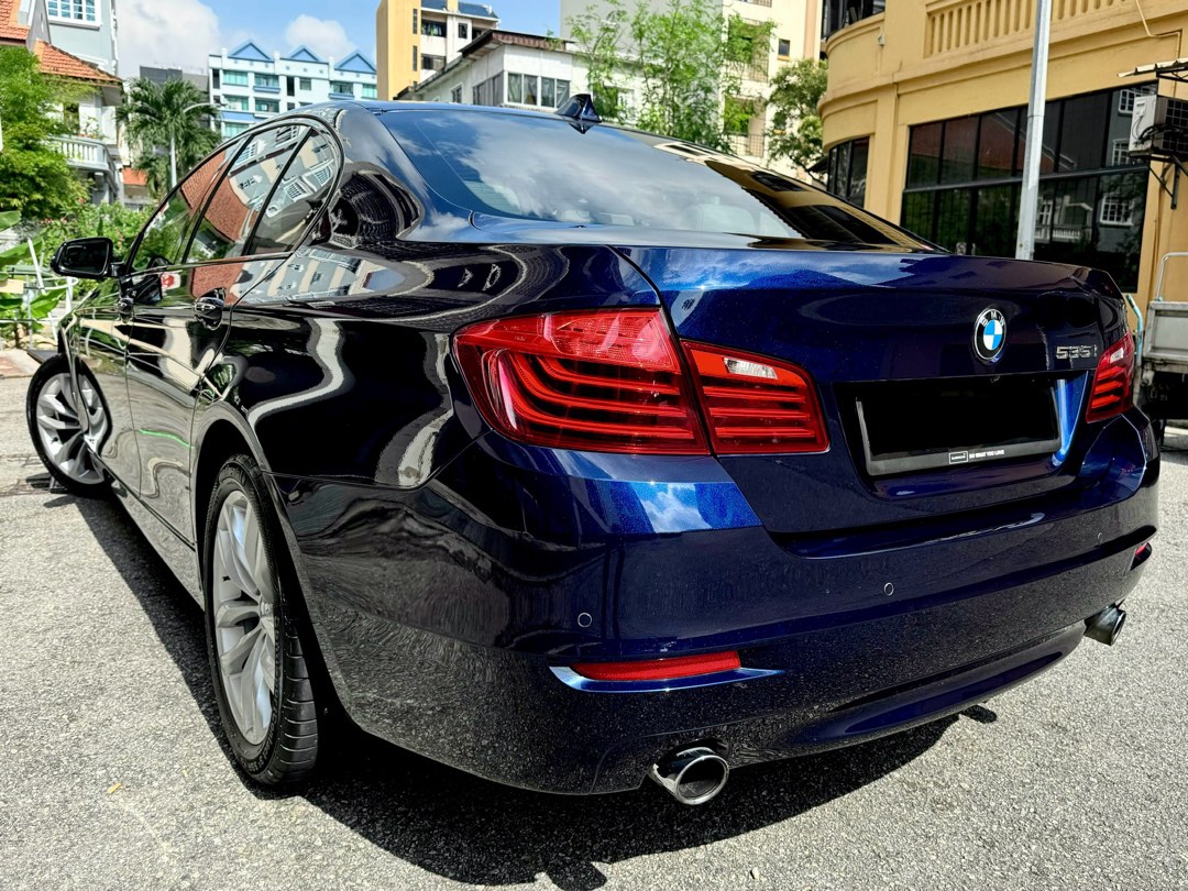 BMW 535i LED NAV HUD Auto (Category: Used Cars) located in Singapore. Submitted by carzioz (Listing ID 1366356619, Image 2). Description: Vehicle Features 3.0L inline 6 cylinders twin-scroll turbo engine at 306bhp, 450nm torque, 2 elect memory seats, reverse camera Accessories 18”rims with brand new tyres, LCI headlights, 6WB digital speedo, NBT EVO4, RTTI, HUD, 2 tone interior color,Electric Waste Gate(EWG),shadow trims Description New Arrival!1