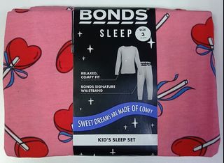 (Category: ) located in . Submitted by luxuriousthrift (Listing ID 1366367775, Image 1). Description: .