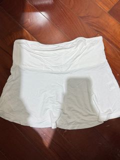 （分類：）位於 。 由 ninacinimide 提交（商品編號 1366357287，圖片 1）。簡介： 。