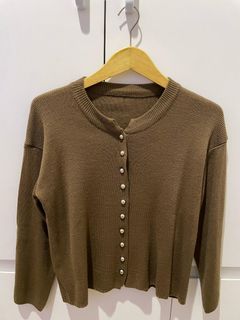 (Kategori: ) berada di . Dikirim oleh devs.attire (ID iklan 1366259287, Gambar 1). Deskripsi: .
