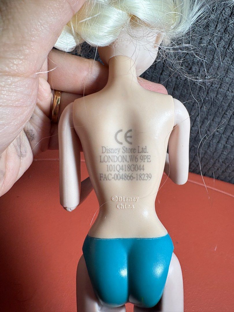 disney store fron Elsa 12" doll (Category: Figurines & Statues) located in Echague. Submitted by tentenheartph (Listing ID 1366353987, Image 3). Description: Preloved from US WYSIWYG hair needs a but spa needs wash removable stain arms articulated tight still rubber legs no bite no crack please manage your expectations buy at your own risk .