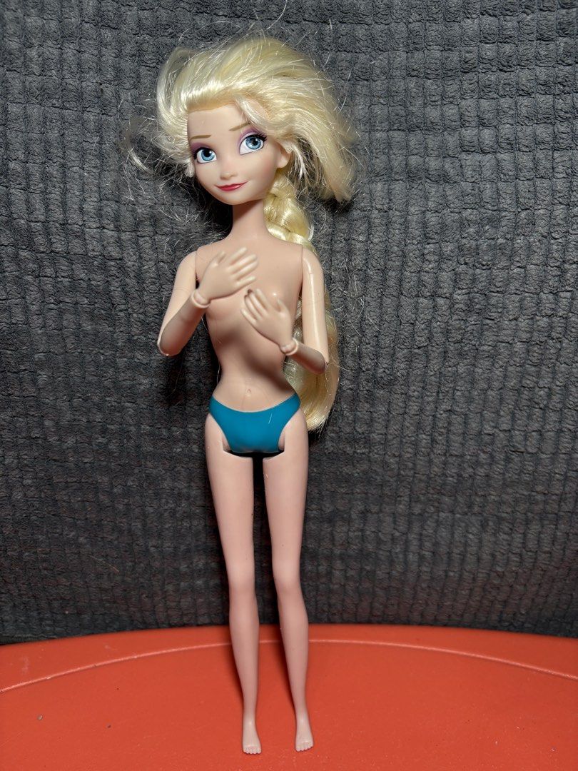 disney store fron Elsa 12" doll (Category: Figurines & Statues) located in Echague. Submitted by tentenheartph (Listing ID 1366353987, Image 1). Description: Preloved from US WYSIWYG hair needs a but spa needs wash removable stain arms articulated tight still rubber legs no bite no crack please manage your expectations buy at your own risk .