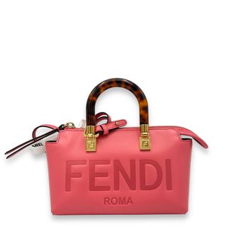 (Category: ) located in . Submitted by carousellluxury (Listing ID 1366260035, Image 1). Description: .