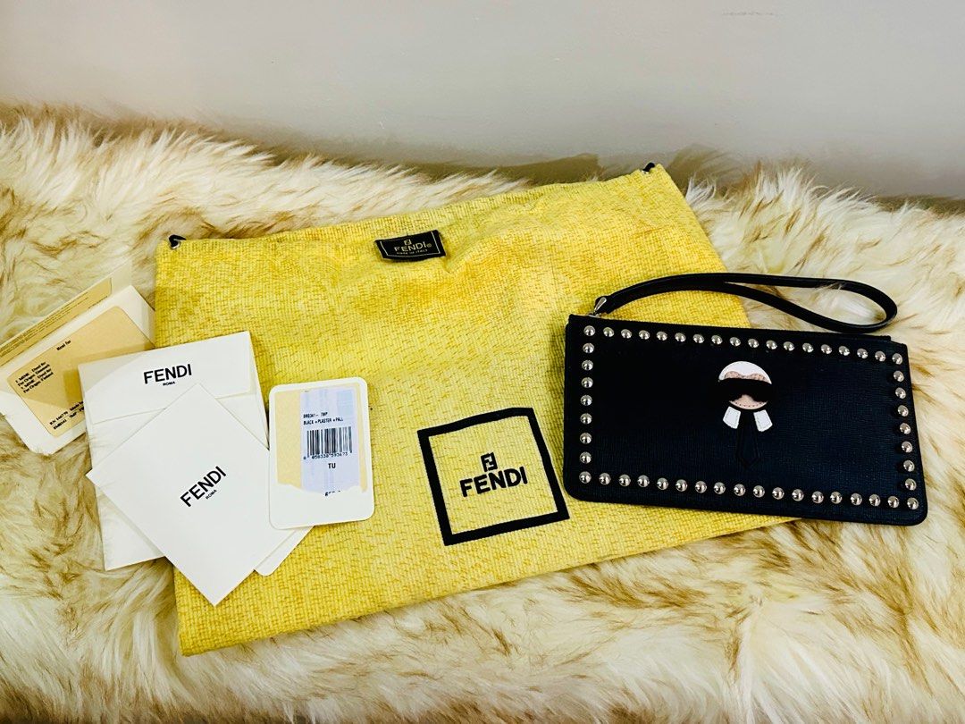 Fendi x Karl Lagerfeld Wristlet (Category: Luxury Bags & Wallets) located in Imus. Submitted by linusluxuries (Listing ID 1366336650, Image 2). Description: Good As New Original.