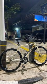 (Kategori: ) berada di . Dikirim oleh farfallaviola (ID iklan 1366308627, Gambar 1). Deskripsi: .