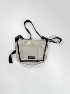 (Kategori: ) berada di . Dikirim oleh 43third (ID iklan 1366254738, Gambar 1). Deskripsi: .