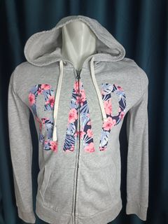 (Category: ) located in . Submitted by leecasualthrift (Listing ID 1366261670, Image 1). Description: .