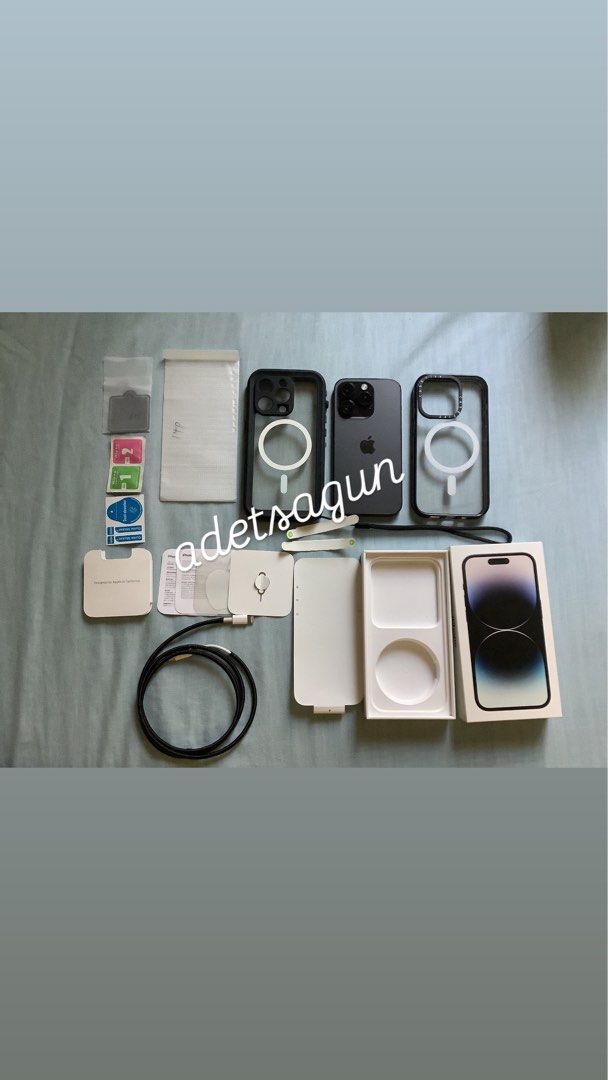iphone 14 pro 128gb space black (Category: iPhone 14 Series) located in Mariveles. Submitted by adet.s (Listing ID 1366266081, Image 1). Description: FOR SALE ONLY: iPhone 14 Pro 128GB space black - lady owned, first owner - factory unlocked to all networks - good battery health (86%) - no history repair - all buttons works perfectly - never been open / repair - reset all you want - no issue - face ID, true tone working INCLUSIONS: - phone cases 