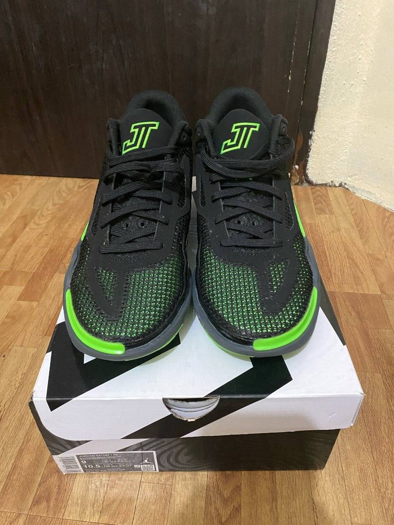 Jordan Tatum 1 PF (Category: Sneakers) located in Quezon City. Submitted by jeeee0729 (Listing ID 1366234525, Image 2). Description: Jordan Tatum 1 PF Slightly Used Mens 9 PM Contact : 09665383162 if interested.