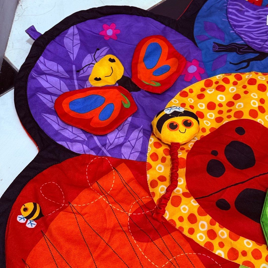 Lamaze Play Mat Play Gym (Category: Infant Playtime) located in Guiguinto. Submitted by kitto.katto (Listing ID 1366209992, Image 3). Description: Like new✨ Features: Crinkles, Sounds and Texture.