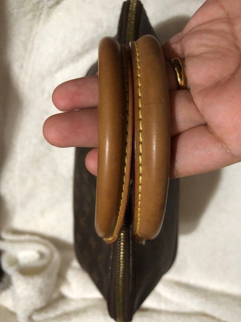 LV Alma PM (Category: Luxury Bags & Wallets) located in Muntinlupa City. Submitted by xiannahailey (Listing ID 1366334893, Image 3). Description: LV Alma PM with Dustbag, with code..