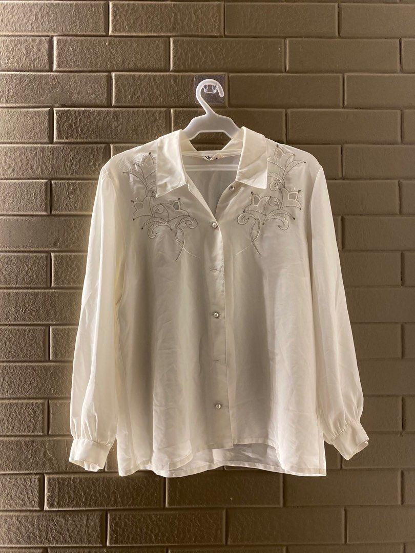 Madonna Button down long sleeves (Category: Longsleeves) located in Las Pinas. Submitted by DailyssentialsbyD (Listing ID 1366205380, Image 3). Description: .