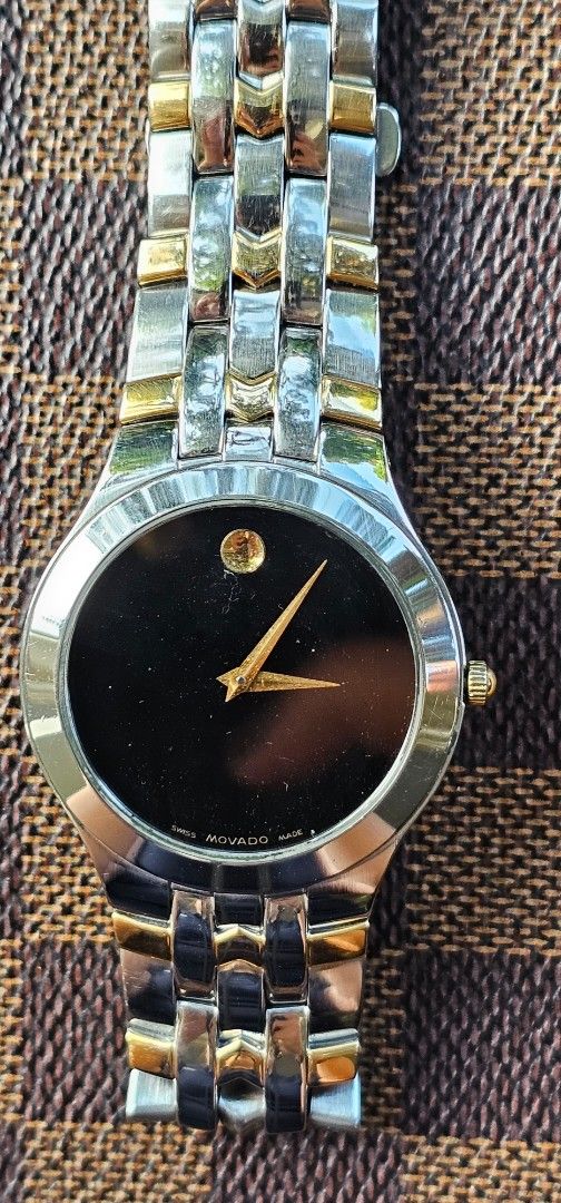 Movado Men's (Category: Luxury Watches) located in Manila. Submitted by shyysandig (Listing ID 1366238875, Image 2). Description: Movado Men's Swiss movement Very good running condition Quartz Keeps accurate time With provided box only.