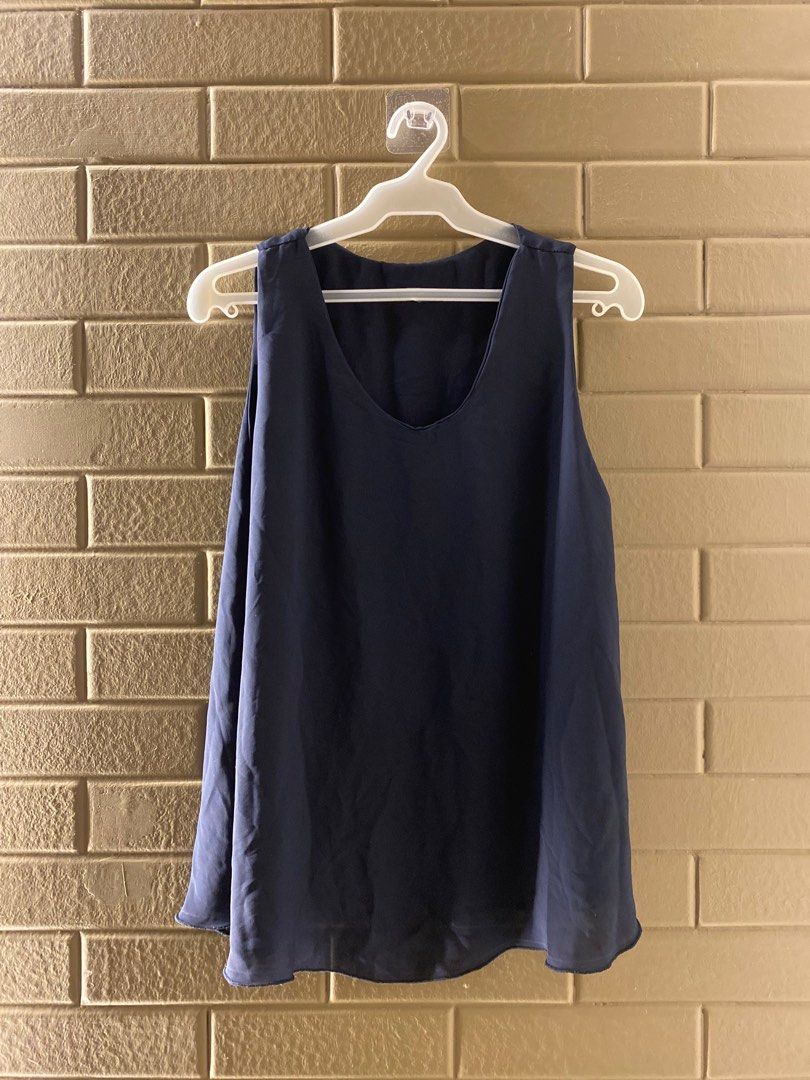 Navy Blue sleeveless (Category: Sleeveless) located in Las Pinas. Submitted by DailyssentialsbyD (Listing ID 1366204260, Image 2). Description: .