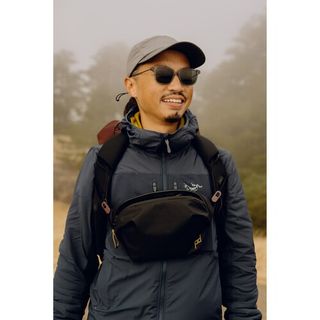 Peak Design Collection item 3