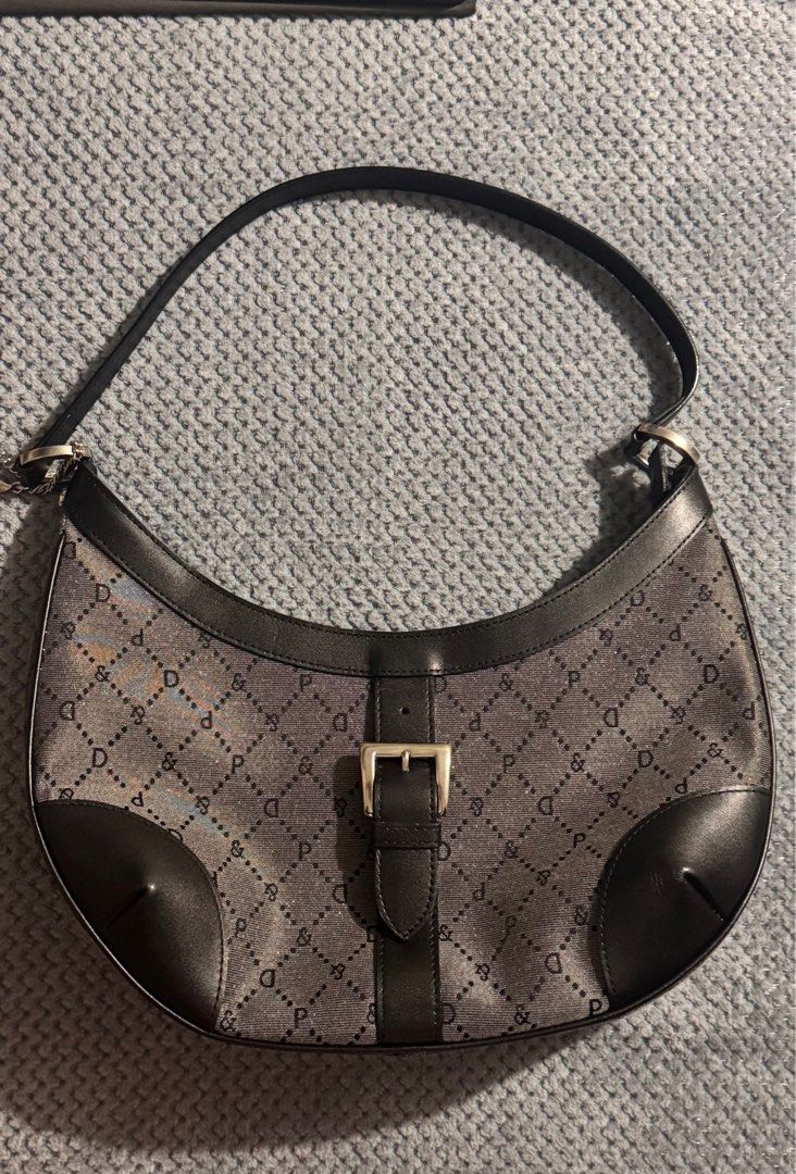 Pinky & Dianne Kili Bag (Category: Luxury Bags & Wallets) located in Rizal. Submitted by kkdonut (Listing ID 1366312677, Image 1). Description: .