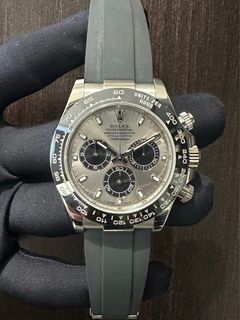 （分類：）位於 。 由 101watches 提交（商品編號 1366293322，圖片 1）。簡介： 。