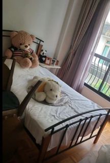 (Category: ) located in . Submitted by catttttt96 (Listing ID 1366334245, Image 1). Description: .