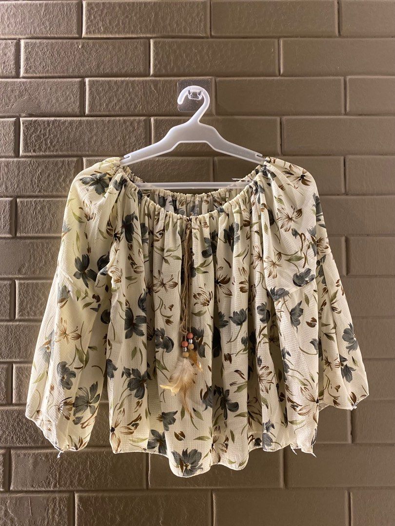 Summer off shoulder blouse (Category: Blouses) located in Las Pinas. Submitted by DailyssentialsbyD (Listing ID 1366207383, Image 2). Description: .