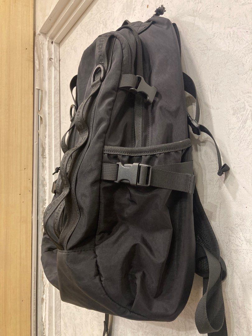 Supreme Fw20 Canvas Backpack (Category: Backpacks) located in Quezon City. Submitted by janisu0303 (Listing ID 1366361262, Image 3). Description: Supreme Fw20 Canvas Backpack Good condition Fairview nova area meetups or shipping 5500 php 09151957363 Supreme Bape Porter Stussy Carhartt Visvim.