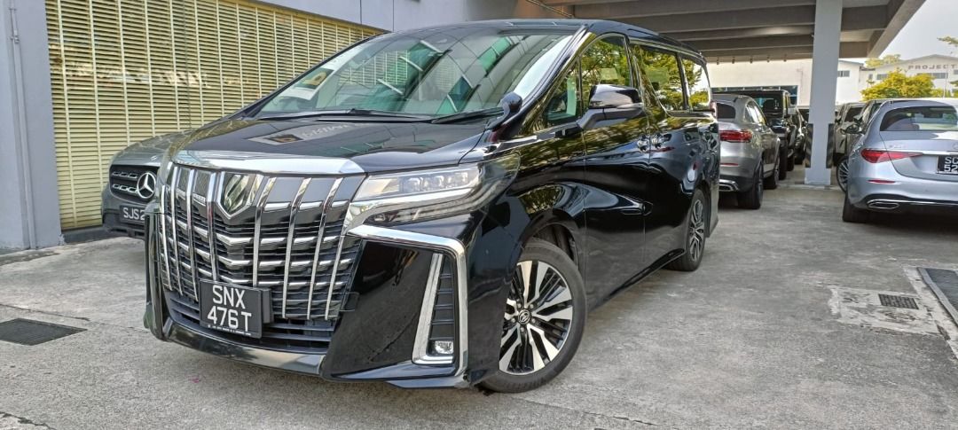 Toyota Alphard 2.5A S C-Packages Moonroof Auto (Category: Used Cars) located in Singapore. Submitted by primemotor (Listing ID 1366275087, Image 1). Description: Elegant Black mpv, ''S-C Edition Model With High Specifications, Comes With Executive Pilot Seats, and Toyota Safety Sense, Pre-Collision System and Lane Departure Alert, One Owner Only, This is Not a Rental / PHV Unit, Very Well Maintained, Easy Financing, Flexible In-House Loan Package