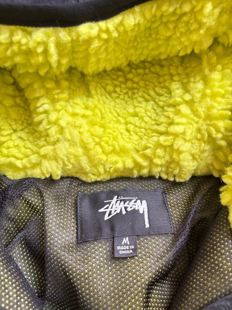 Winter Jacket （分類：外套及戶外衣服）位於 Hong Kong。 由 vmjhk 提交（商品編號 1366201137，圖片 3）。簡介： 。
