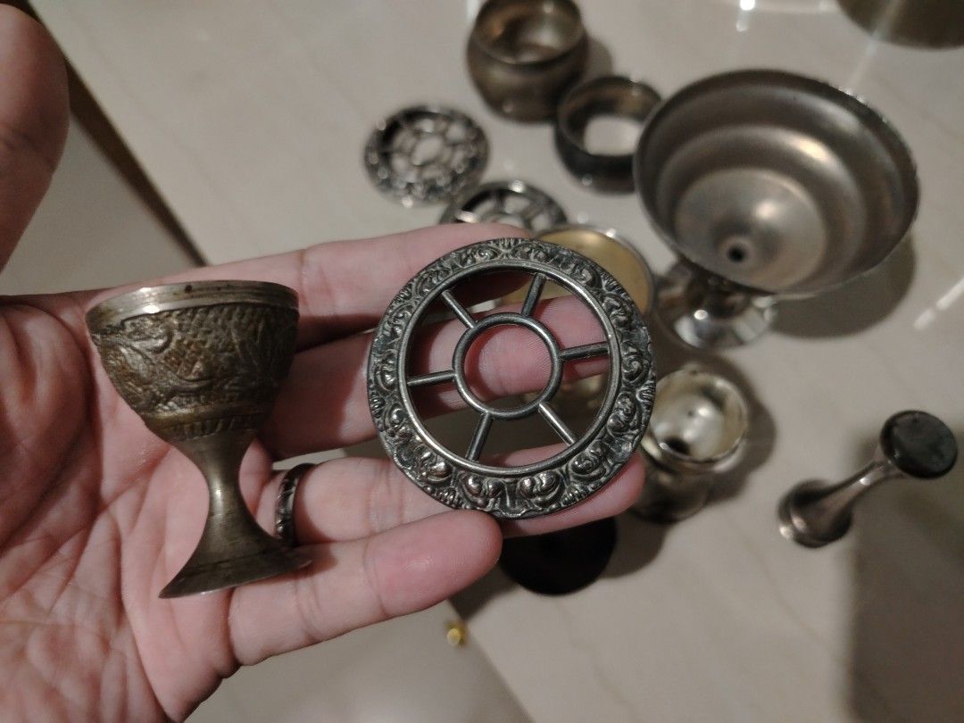 12 pcs assorted metals (Category: Dinnerware & Cutlery) located in Parang, Maguindanao. Submitted by lawon_koleksyon (Listing ID 1361776743, Image 2). Description: Napkin Ring, Goblet etc..