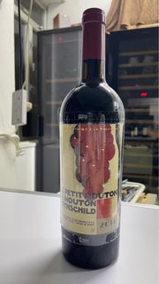 （分類：）位於 。 由 thwineshop 提交（商品編號 1361775263，圖片 1）。簡介： 。