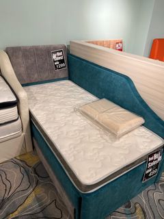 (Category: ) located in . Submitted by claytonlim21 (Listing ID 1361698494, Image 1). Description: .