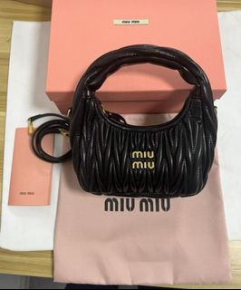 （分類：）位於 。 由 carmela1 提交（商品編號 1361729062，圖片 1）。簡介： 。