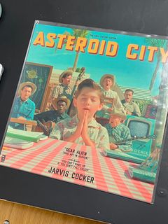 （分類：）位於 。 由 lemagasinstore 提交（商品編號 1361759614，圖片 1）。簡介： 。