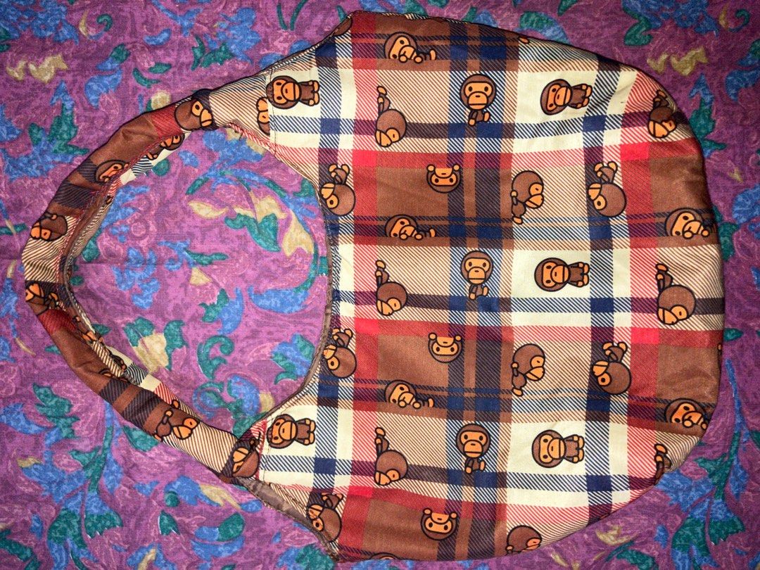BAPE baby milo mini tote bag (Category: Tote Bags) located in Las Pinas. Submitted by ashersantos (Listing ID 1361740136, Image 3). Description: Bape Baby Milo Mini Tote Bag Minor Stitching Flaws Condition 8.5/10 .