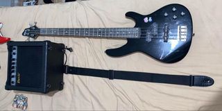 BASS GUITAR WITH AMPLIFIER