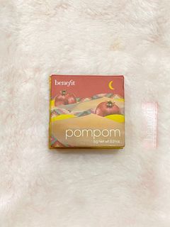 benefit pompom