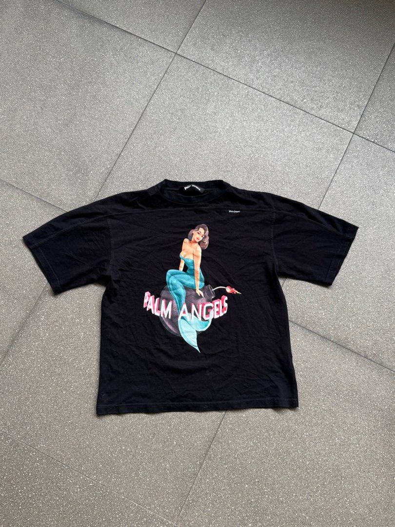 Black Graphic Tee from Palm Angels (Category: Tshirts & Polo Shirts ) located in Manila. Submitted by juddscloset (Listing ID 1361688717, Image 1). Description: negotiable! purchased from trusted reseller (utb) malate (dlsu) loc.