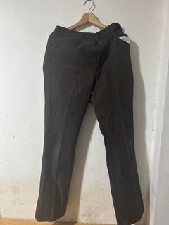 (Category: ) located in . Submitted by sellingusedclothes11 (Listing ID 1361781435, Image 1). Description: .