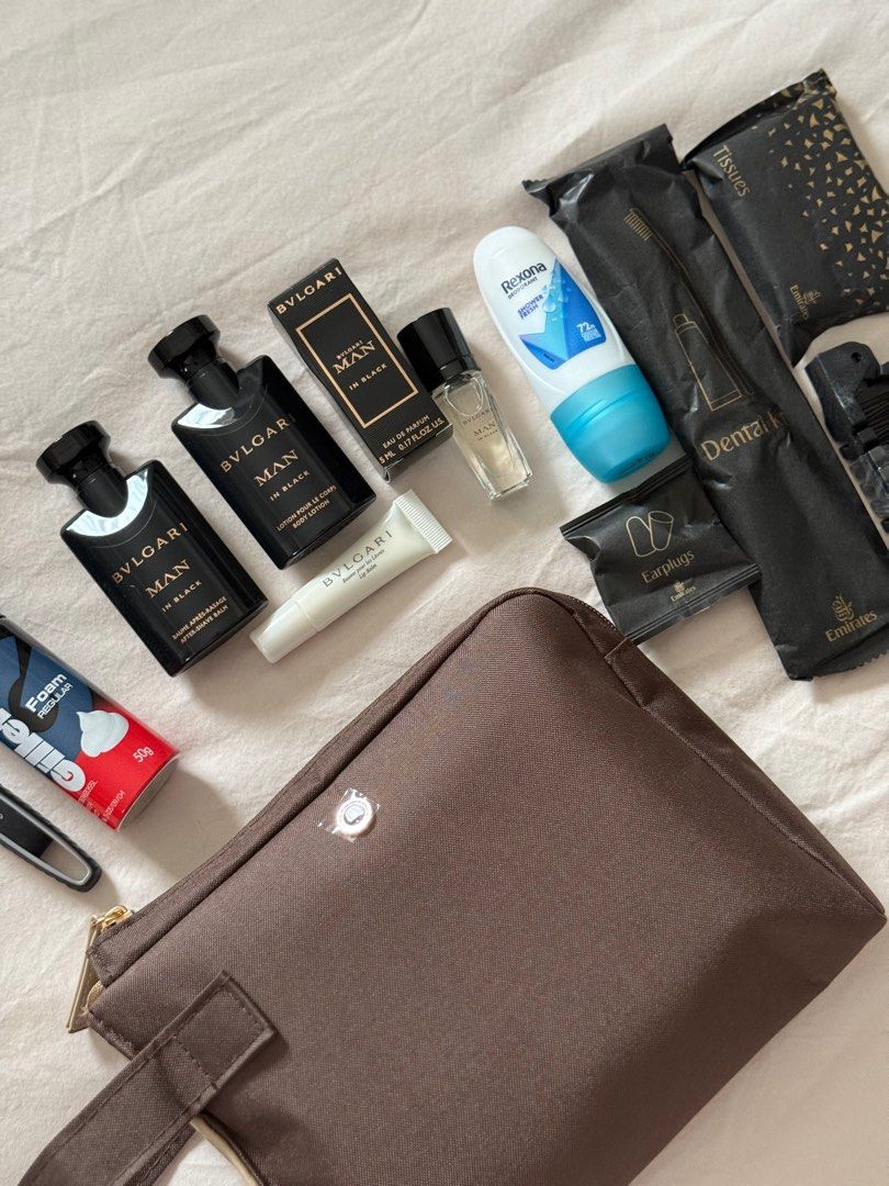 Bvlgari Vanity Kit (Category: Purses & Pouches) located in Taguig. Submitted by ericalopez (Listing ID 1361769527, Image 2). Description: Bvlgari Vanity Kit Price: 1,200 each Brand new 100% Authentic Location: Pick up Or Delivery via lalamove or lbc.
