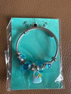 (Category: ) located in . Submitted by annebethquicksilver (Listing ID 1361682629, Image 1). Description: .