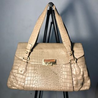 (Kategori: ) berada di . Dikirim oleh prelovedbybleu (ID iklan 1361762278, Gambar 1). Deskripsi: .